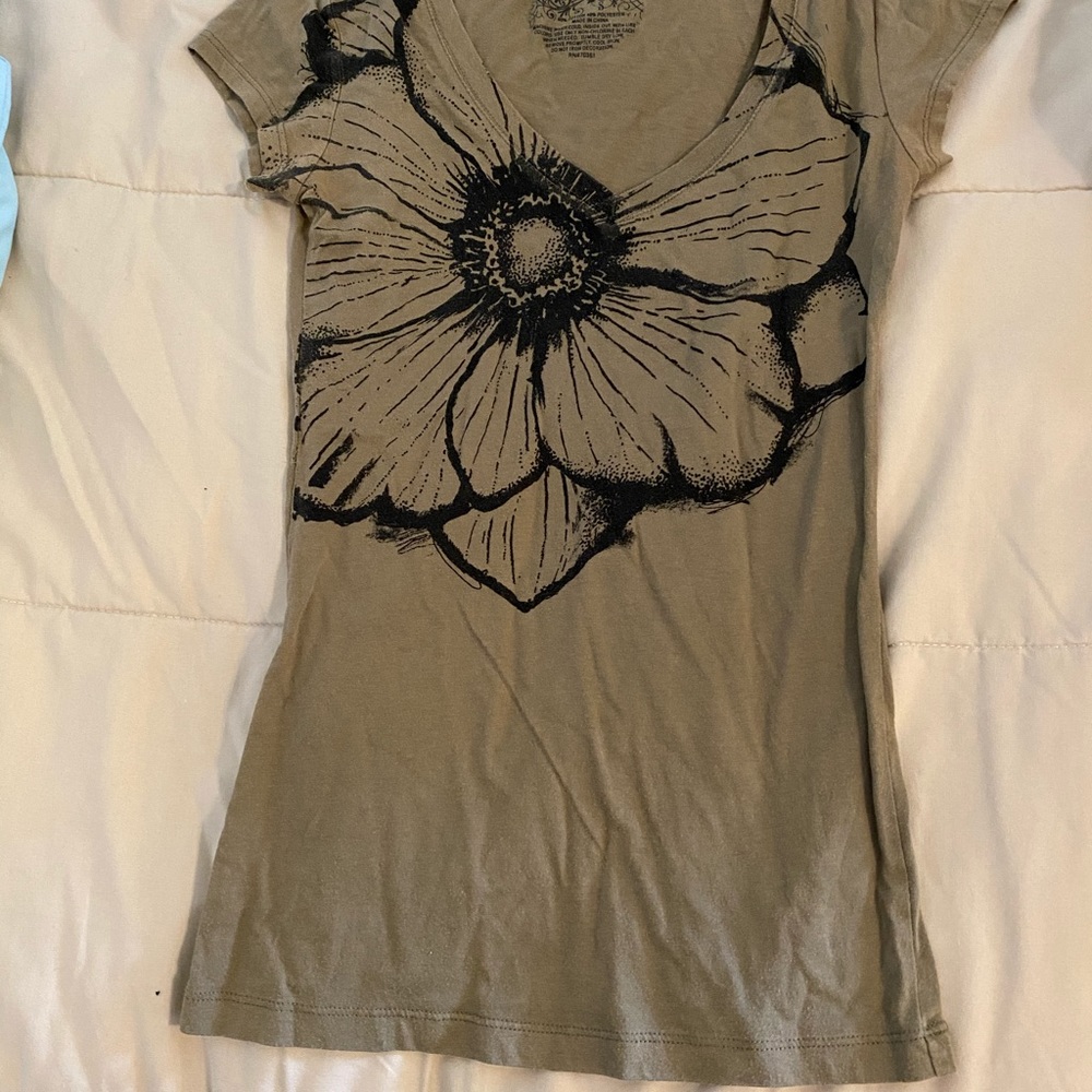 Stranded flower shirt